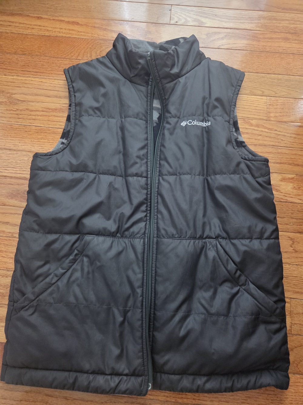 Columbia Kids' Black REVERSIBLE  Puffer Vest